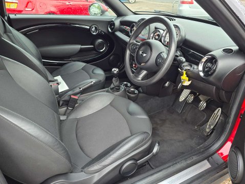 Mini Roadster 2.0 Roadster Cooper SD 2dr 8