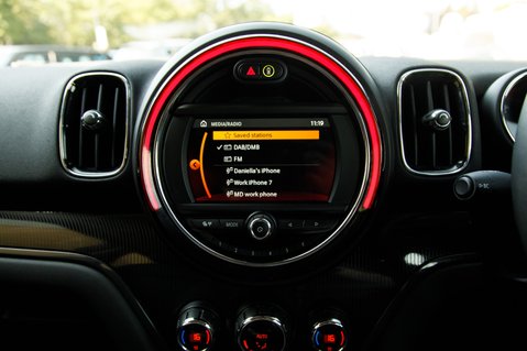 Mini Countryman COOPER D ALL4 EXCLUSIVE 28