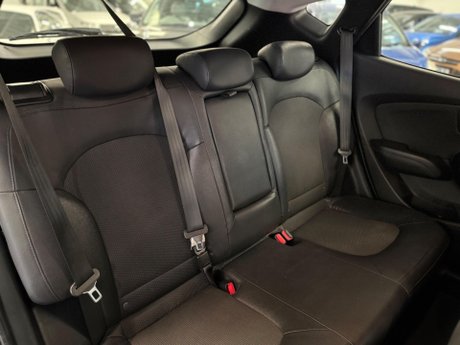 Hyundai ix35 1.7 CRDi SE Euro 5 (s/s) 5dr (Nav) 15