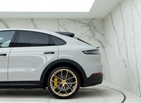 Porsche Cayenne Turbo GT 33