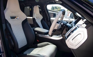 Land Rover Range Rover Sport 5.0 SVR 12