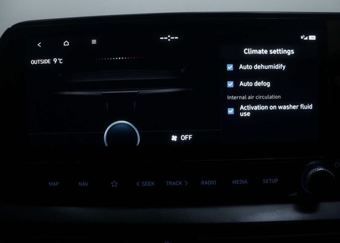 Hyundai BAYON 1.0 Bayon Premium TGDi MHEV Auto 5dr 25