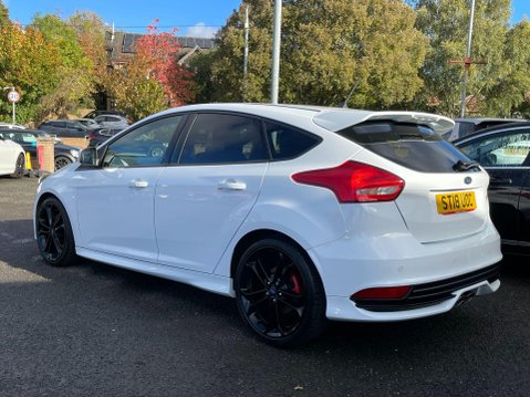 Ford Focus 2.0 TDCi ST-3 Euro 6 (s/s) 5dr 13