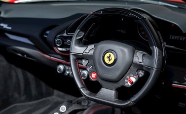 Ferrari 488 Spider 13