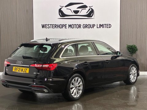 Audi A4 2.0 TDI 30 Technik S Tronic Euro 6 (s/s) 5dr 4
