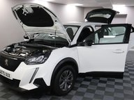 Peugeot 2008 PURETECH S/S ACTIVE PREMIUM 16
