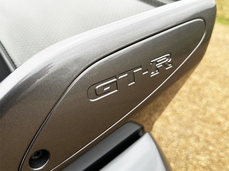 Nissan GT-R R33 V-Spec (Series 3) 40