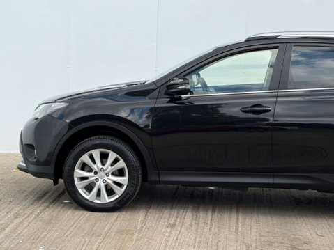 Toyota Rav4 2.2 RAV4 Invincible D-4D 4WD 5dr 55