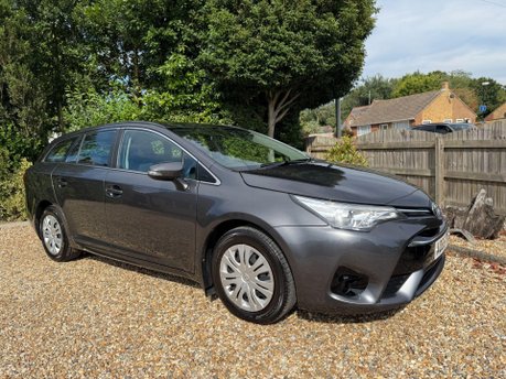 Toyota Avensis 1.6 D-4D Active Touring Sports Euro 6 (s/s) 5dr 2