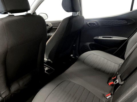 Hyundai i10 1.0 Advance Hatchback 5dr Petrol Manual Euro 6 (s/s) (67 ps) Cruise Contro 20