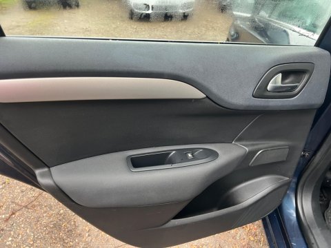 Citroen C4 VTR PLUS HDI 34