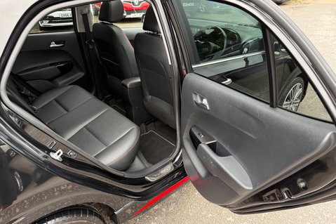 Kia Picanto GT-LINE S - FULL SERVICE HISTORY - SUNROOF -APPLE CAR PLAY - CAMERA 32