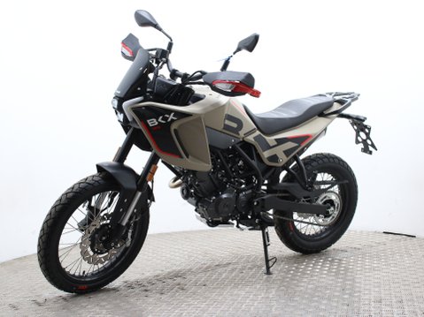 Benelli BKX 125 15