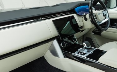 Land Rover Range Rover D350 AUTOBIOGRAPHY 24