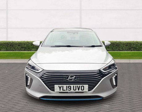 Hyundai IONIQ 1.6 IONIQ Premium SE FHEV Semi-Auto 5dr 2