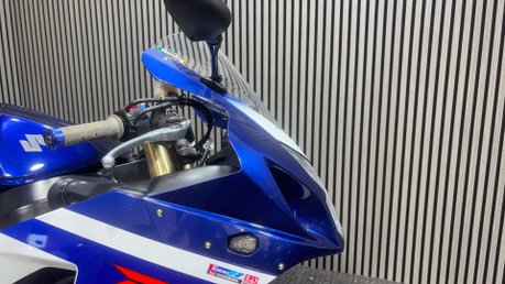 Suzuki GSX-R 2005 28K NEW MOT SERVICED WARRANTY 600CC SUPER SPORT GIXXER 52