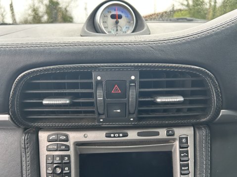 Porsche 911 CARRERA 2 S 20