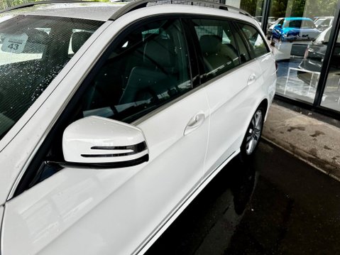 Mercedes-Benz E Class 2.1 E220 BlueTEC SE G-Tronic+ Euro 6 (s/s) 5dr 21