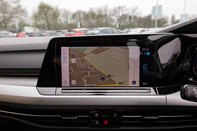 Volkswagen Golf LIFE TSI 30