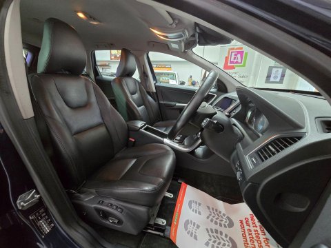 Volvo XC60 2.0 D4 SE Lux Nav Geartronic Euro 6 (s/s) 5dr 40