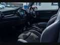 Mini Hatch 2.0 John Cooper Works Auto 3dr 9