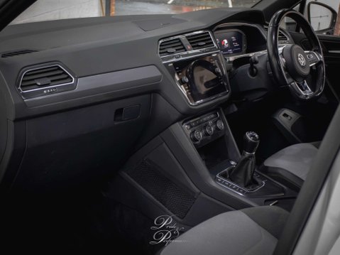 Volkswagen Tiguan 2.0 Tiguan R-Line Tech TDI 5dr 28