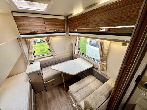 Swift Eccles 590 AL 25