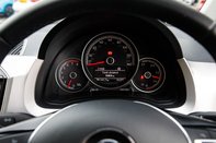 Volkswagen Up HIGH UP TSI 14