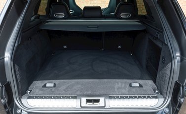 Land Rover Range Rover Sport 5.0 SVR 36