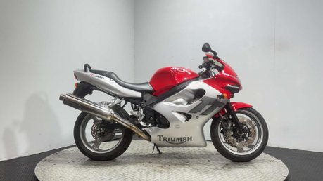 Triumph TT 2001 ONLY 9K NEW MOT 600CC INLINE 4 SPORTS BIKE 1