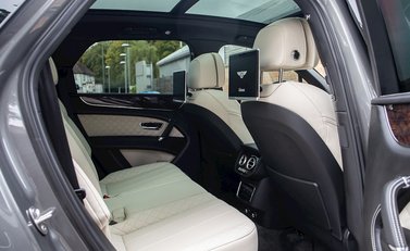 Bentley Bentayga V8 Diesel 14