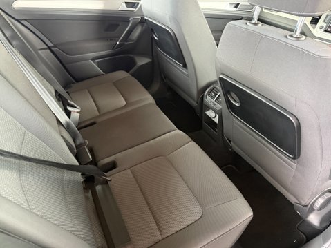 Volkswagen Golf SV SE TSI 22