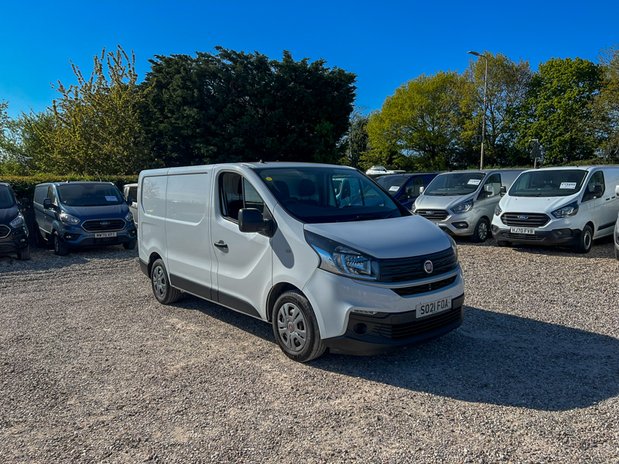 Fiat Talento SWB L1H1 Air Con Sensors Tow Bar EURO 6 NO VAT 4