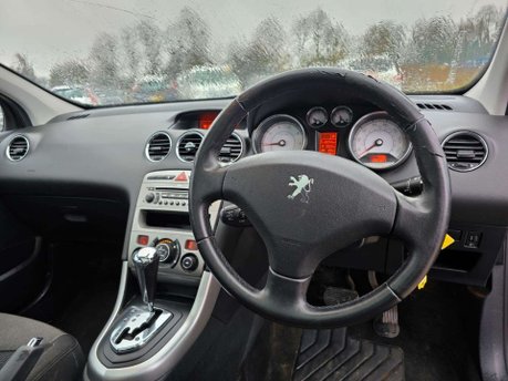 Peugeot 308 1.6 THP SE Hatchback 5dr Petrol Automatic (188 g/km, 140 bhp) 30