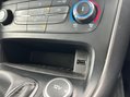 Ford Focus ZETEC S 19