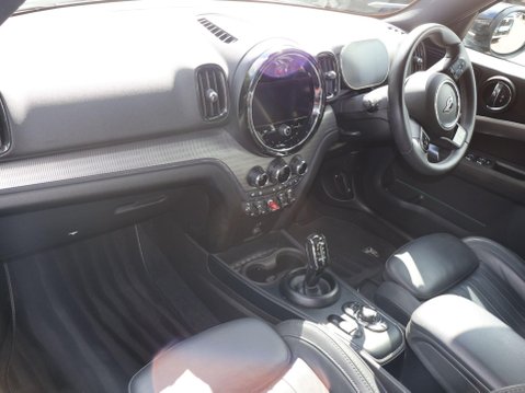 Mini Countryman 1.5 Cooper Exclusive SUV 5dr Petrol Steptronic Euro 6 (s/s) (136 ps) 9