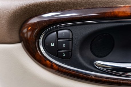 Jaguar XJ 3.0 XJ6 V6 Sovereign Auto 4dr 25