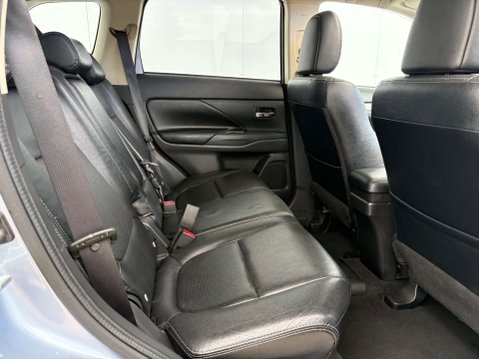 Mitsubishi Outlander 2.0 Outlander GX 4h PHEV Auto 4WD 5dr 31