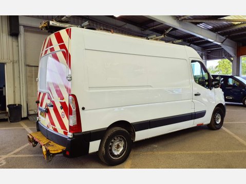 Vauxhall Movano 2.3 CDTi 3500 BiTurbo FWD L2 H2 Euro 6 (s/s) 5dr 10