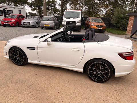 Mercedes-Benz SLK 1.8 SLK 200 AMG Sport BlueEfficiency 2dr 17