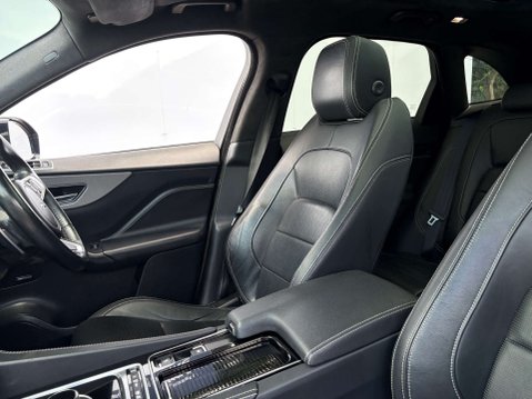Jaguar F-Pace 2.0 F-PACE Chequered Flag AWD D Auto 4WD 5dr 75