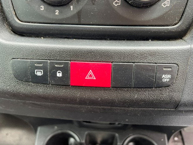 Citroen Relay LWB L3H2 Medium Roof Enterprise Air Con Sensors EURO 6 NO VAT 29