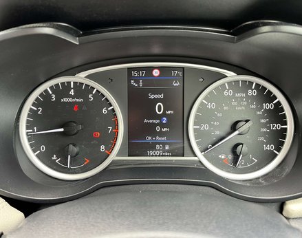 Nissan MICRA 1.0 Micra Tekna IG-T 5dr 21