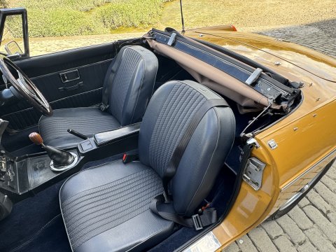 MG B ROADSTER 24