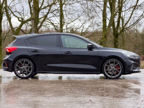 Ford Focus 2.3 Focus ST 5dr 27