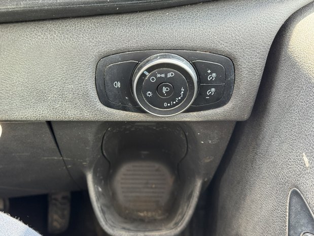 Ford Transit Custom SWB L1H1 Low Roof Leader 300 Sensors EURO 6 15