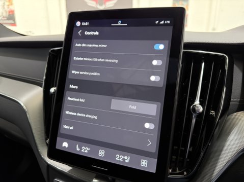 Volvo XC60 B5 ULTRA BLACK EDITION AWD 103