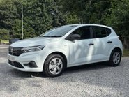 Dacia Sandero 1.0 Sandero Essential SCe 5dr 12