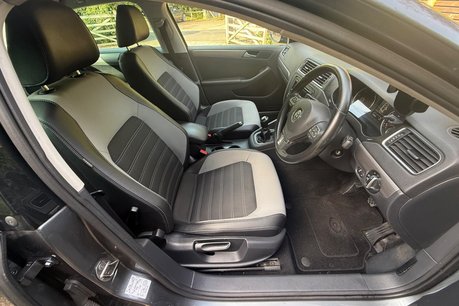 Volkswagen Jetta SPORT TDI 30