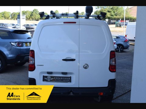 Vauxhall Combo 1.6 Combo 2300 Edition S/S L2H1 4